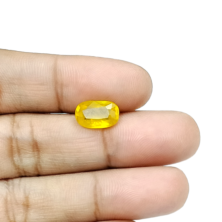 Yellow Sapphire-3.0 Carat (3.30 Ratti)-Origin-Bangkok