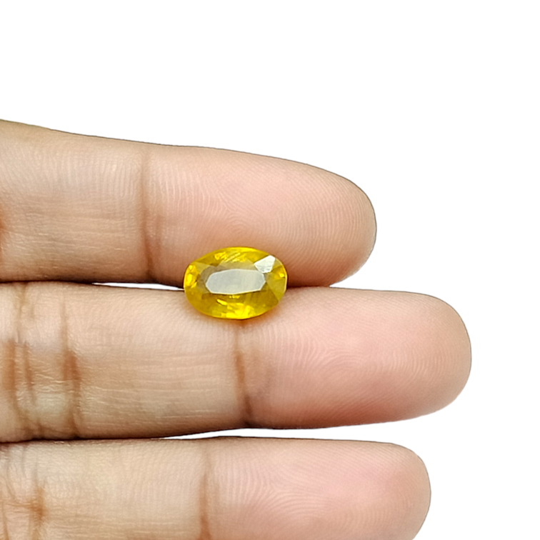 Yellow Sapphire-3.3 Carat (3.7 Ratti)-Origin-Bangkok
